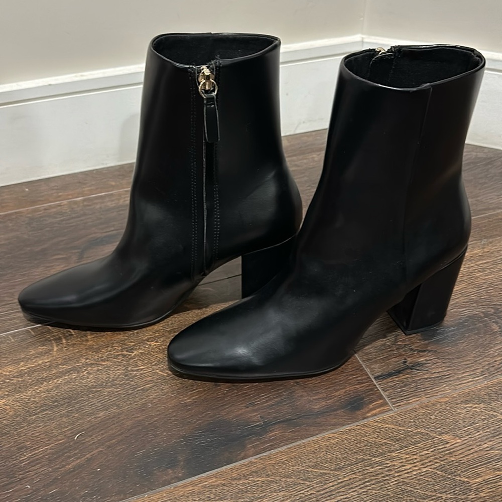 h&m black helped boot size 7